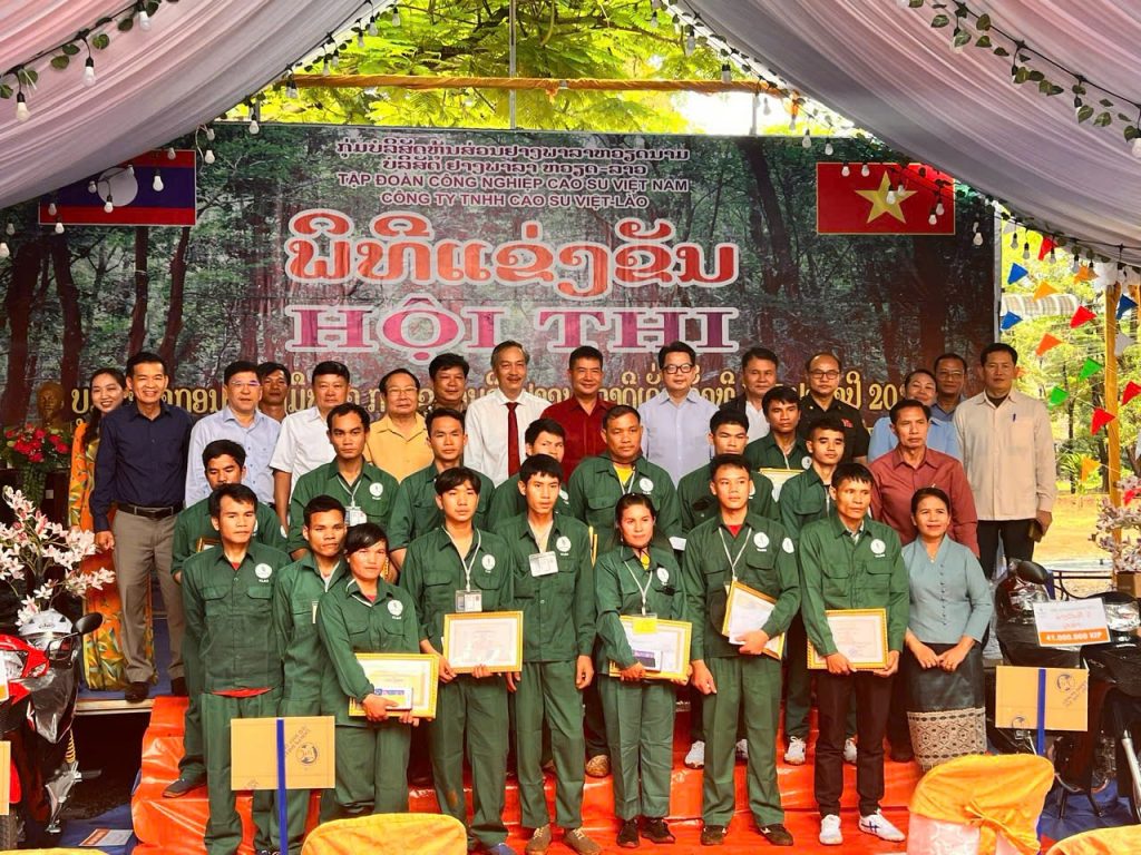 Nông trường Bachiang 1 giải nhất Hội thi Bàn tay vàng Cao su Việt Lào